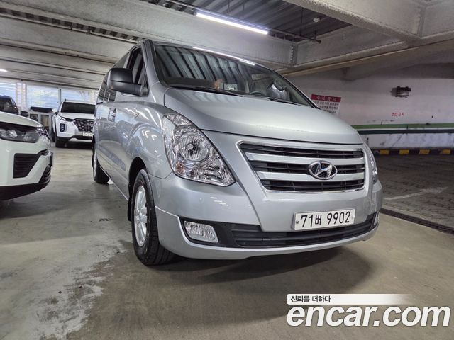 Hyundai Grand Starex