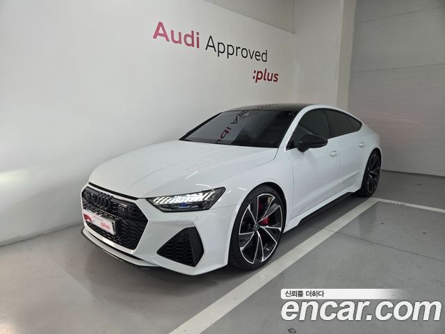 Audi RS7 (4K)