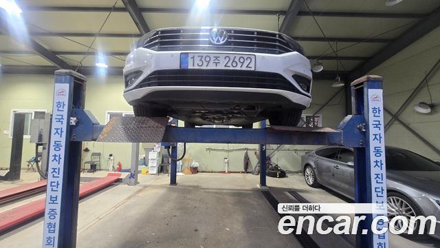 Volkswagen Jetta 7th Gen