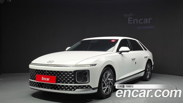 Hyundai Grandeur (GN7)