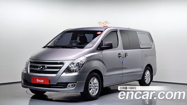 Hyundai Grand Starex
