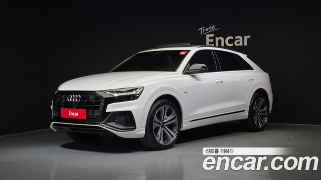Audi Q8 (4M)