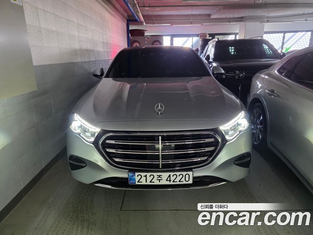 Mercedes-Benz E-Class W214