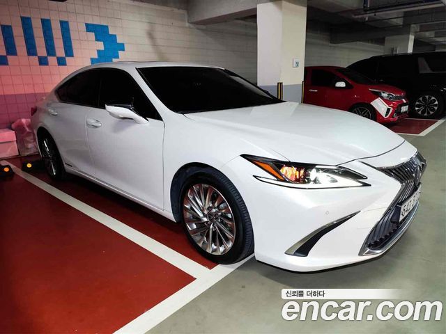 Lexus ES300h 7th Gen