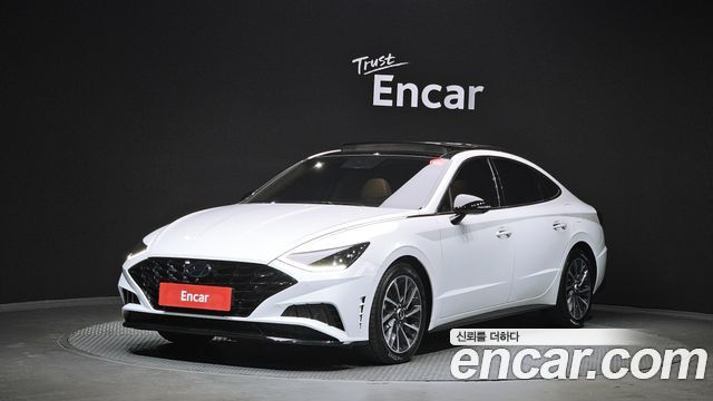 Hyundai Sonata (DN8)