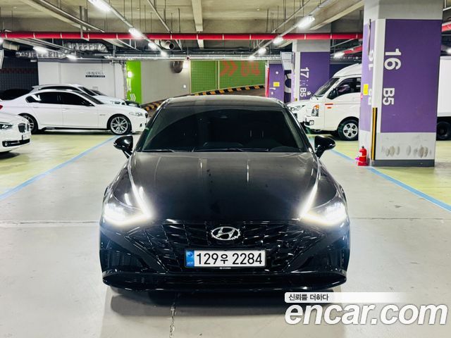 Hyundai Sonata (DN8)