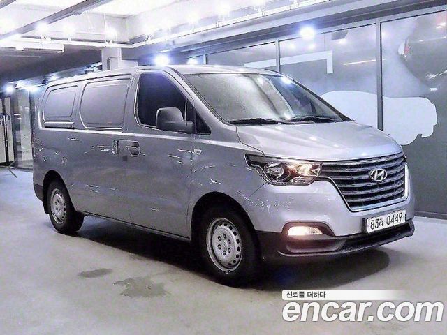 Hyundai The New Grand Starex