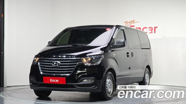 Hyundai The New Grand Starex