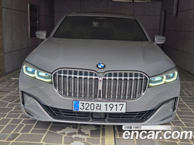 BMW 7 Series (G11)