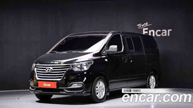 Hyundai The New Grand Starex