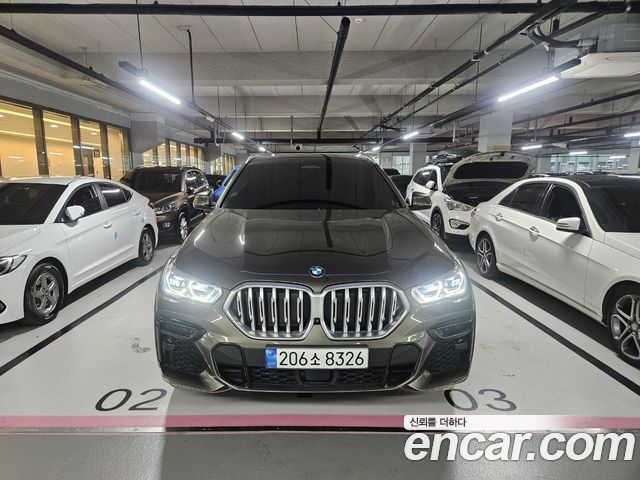 BMW X6 (G06)