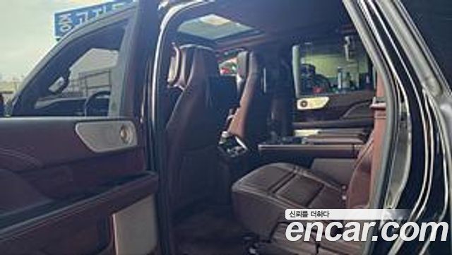 Lincoln Navigator 4th Gen
