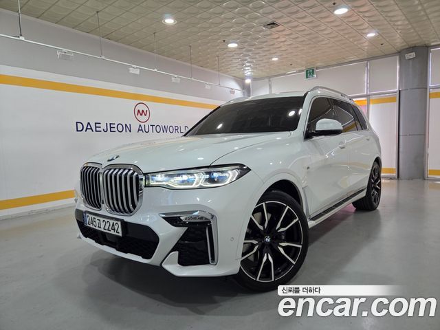 BMW X7 (G07)