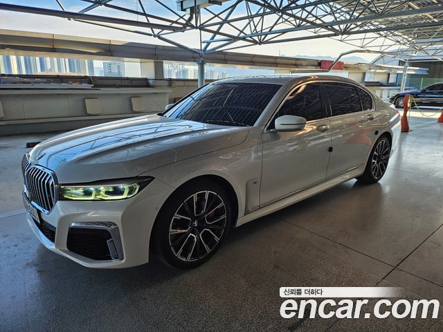 BMW 7 Series (G11)