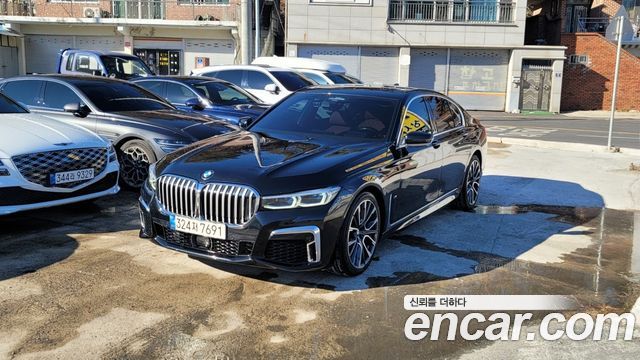 BMW 7 Series (G11)