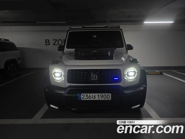 Mercedes-Benz G-Class W463b