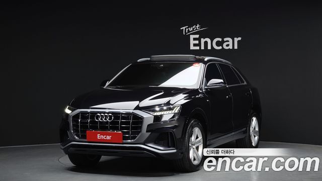 Audi Q8 (4M)