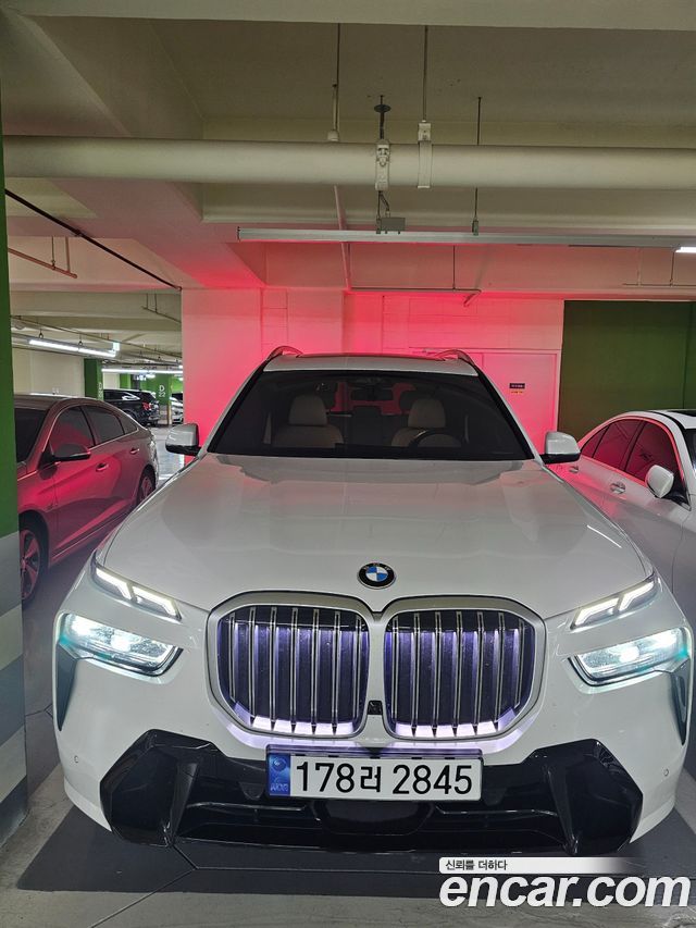 BMW X7 (G07)