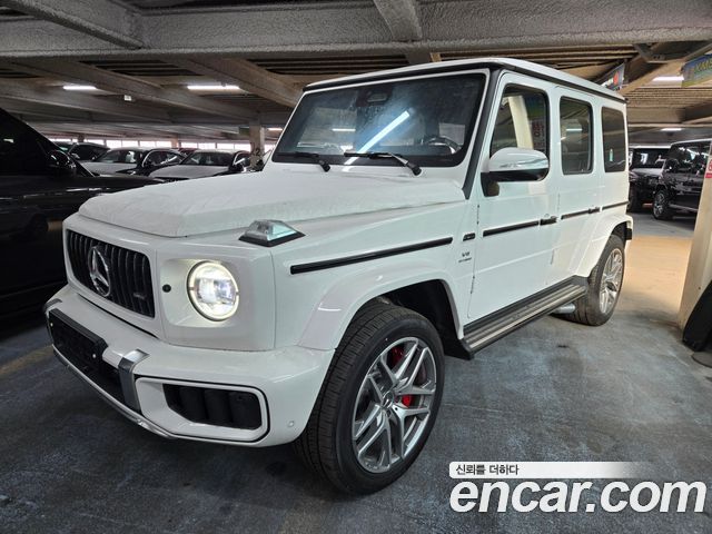 Mercedes-Benz G-Class W465