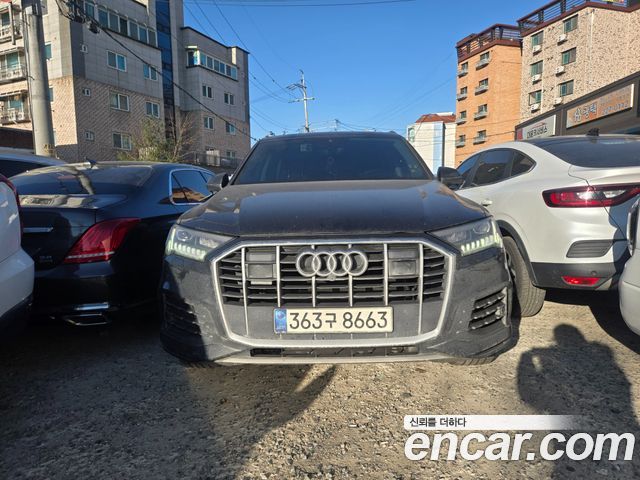 Audi Q7 (4M)