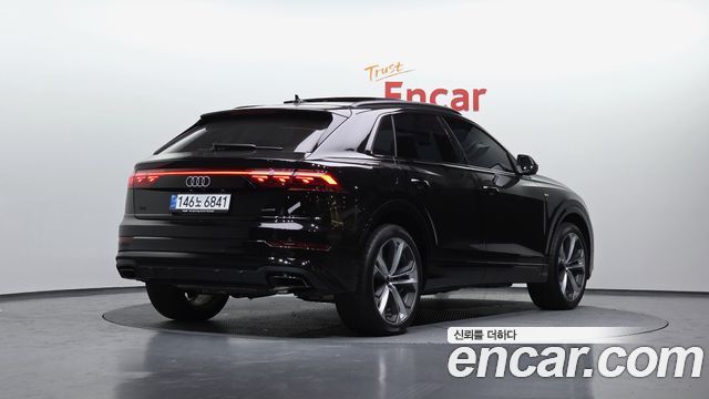 Audi Q8 (4M)