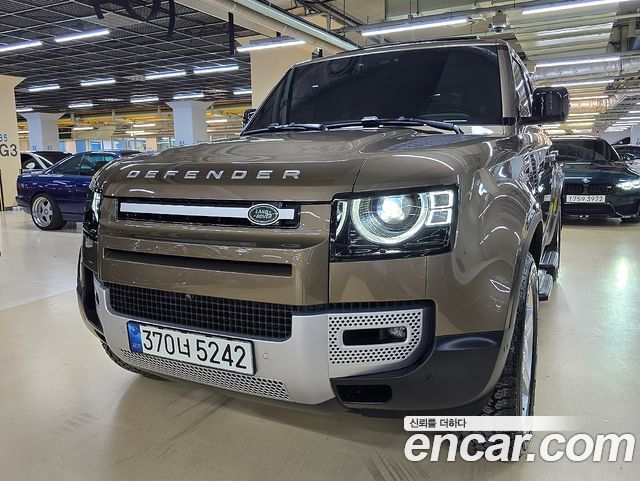 Land Rover Defender (L663)