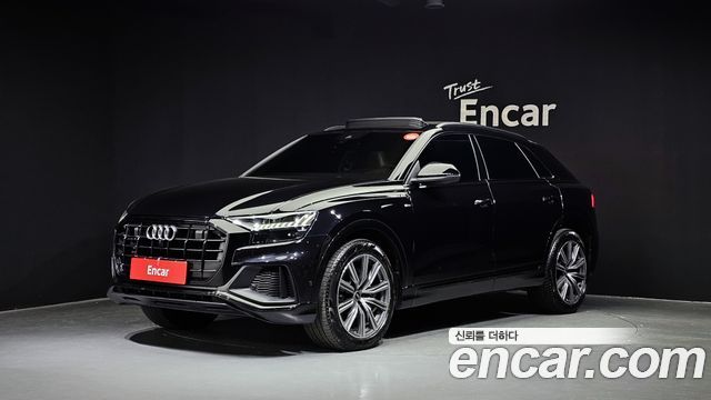 Audi Q8 (4M)