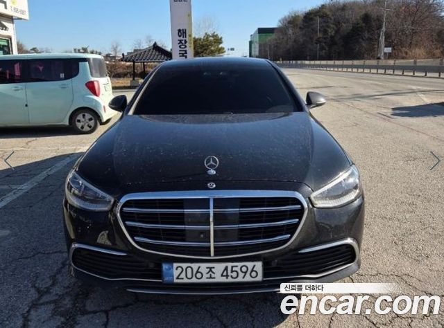 Mercedes-Benz S-Class W223