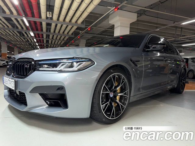 BMW M5 (F90)