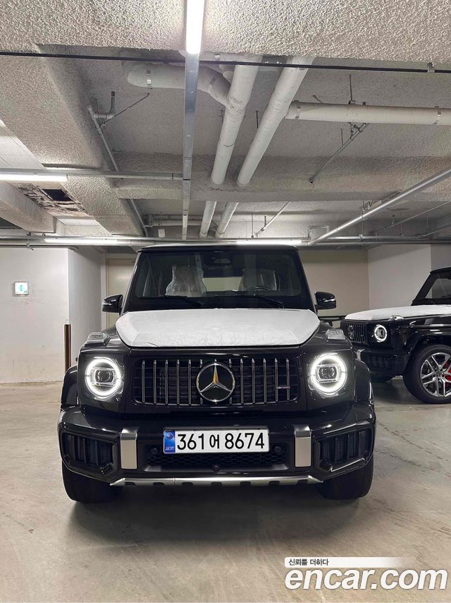Mercedes-Benz G-Class W465