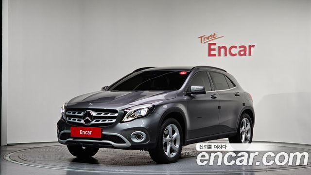 Mercedes-Benz GLA-Class X156
